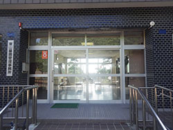 東山墓園管理事務所のトイレが簡易水洗になりました1